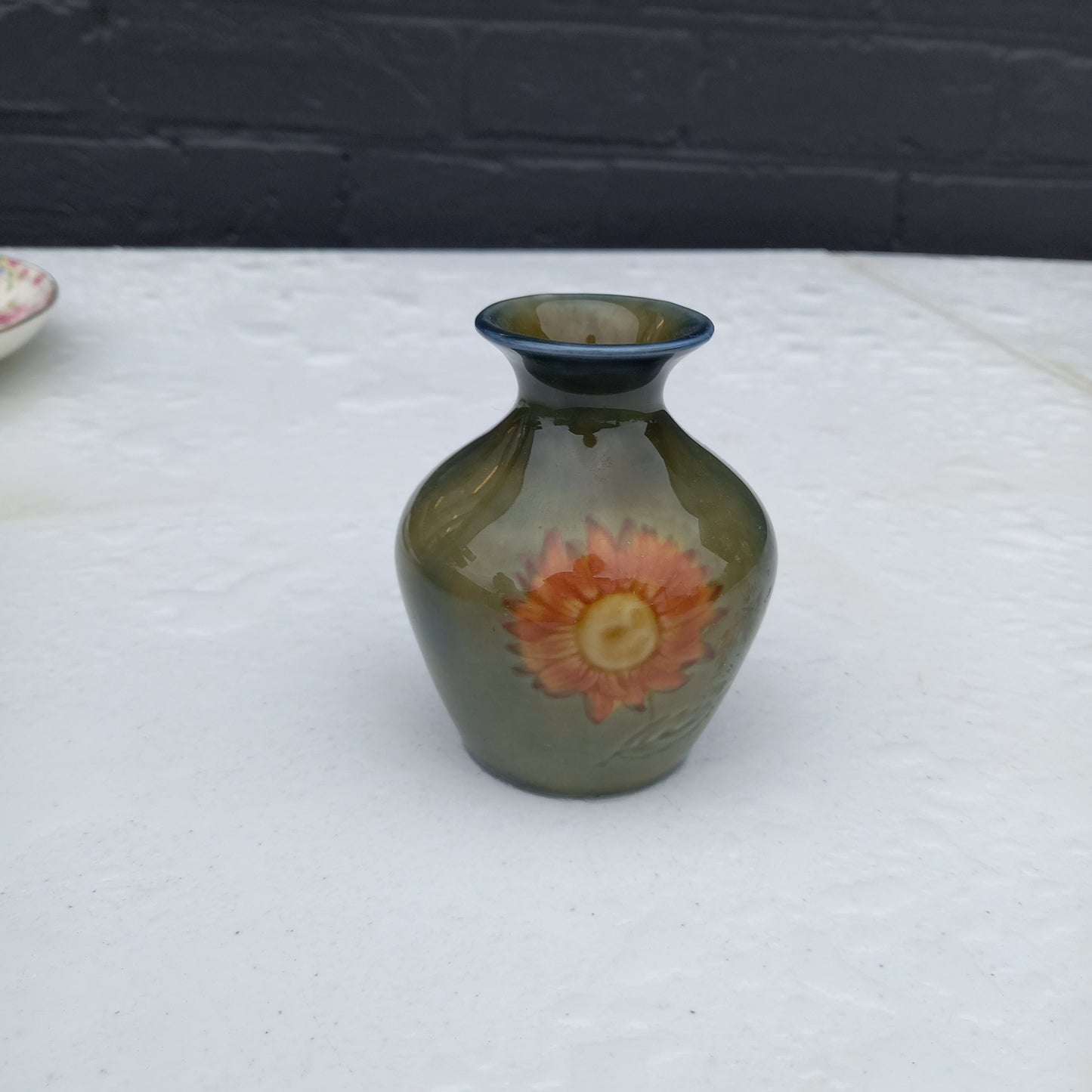 Vintage Wade Ireland Ceramic Bud Vase – Sunflower Design, c.1970-Vintage Vase-Tilbrook and Co