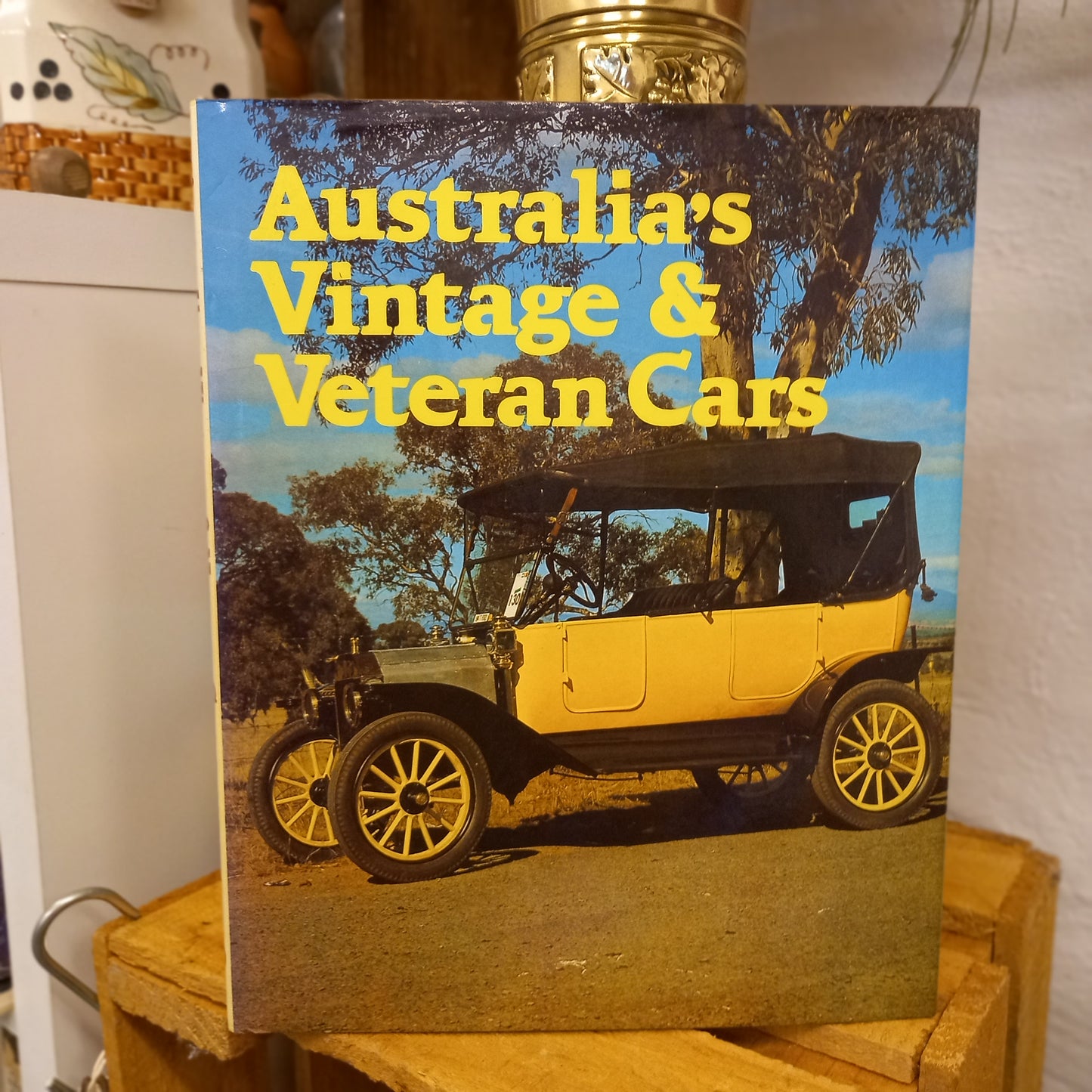 Australia's Vintage & Veteran Cars – Bryan Hanrahan (1983)-Automotive History Book-Tilbrook and Co