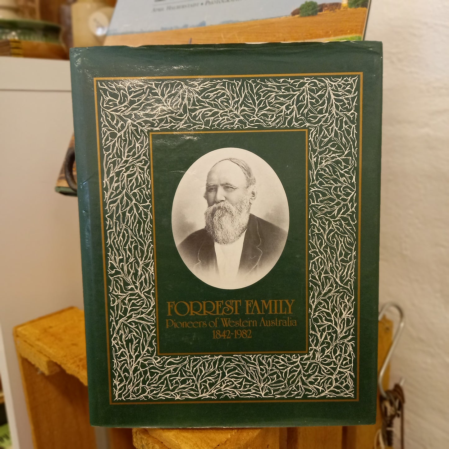 Family History of William and Margaret Forrest: From Their Arrival in Australind, Western Australia 1842-Book - Australian Family History / Genealogy / Western Australian Pioneers-Tilbrook and Co