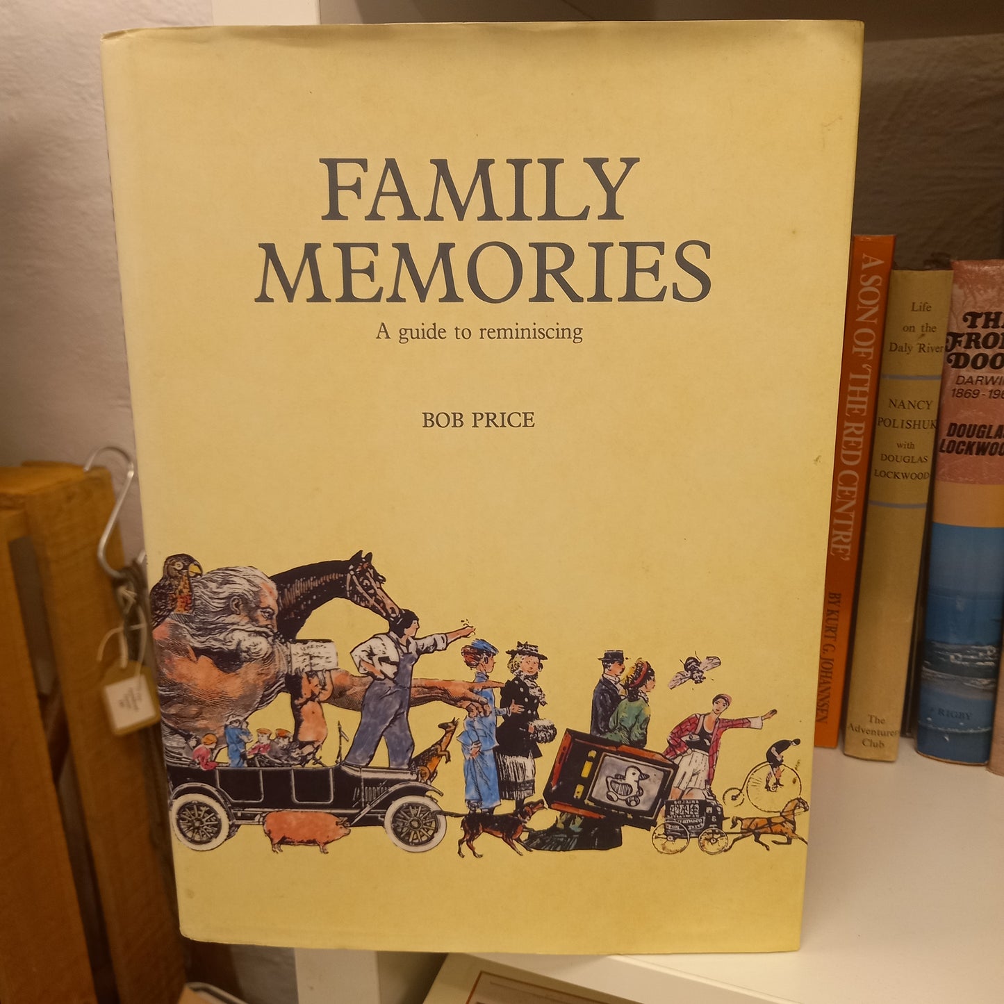 Family Memories: A Guide to Reminiscing-Book - Genealogy & family history / Reminiscence writing guide-Tilbrook and Co