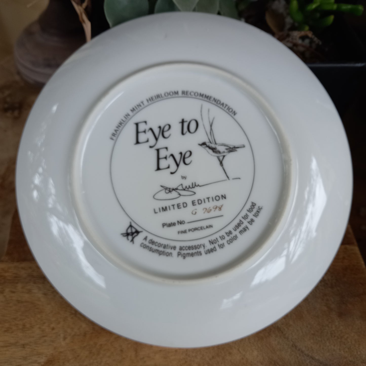 Franklin Mint “Eye to Eye” Dog Plate – James Killen Limited Edition-Collectible Plate / Limited Edition Franklin Mint-Tilbrook and Co