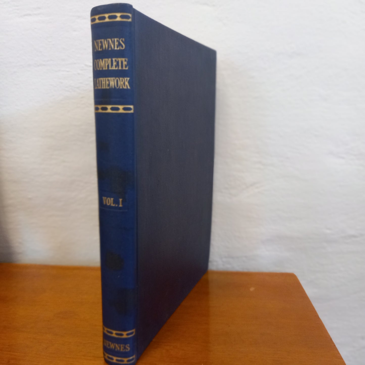 Newnes Complete Lathework. Dealing with the operation of centre capstan turret and automatic lathes. 2 vols.-Book-Tilbrook and Co