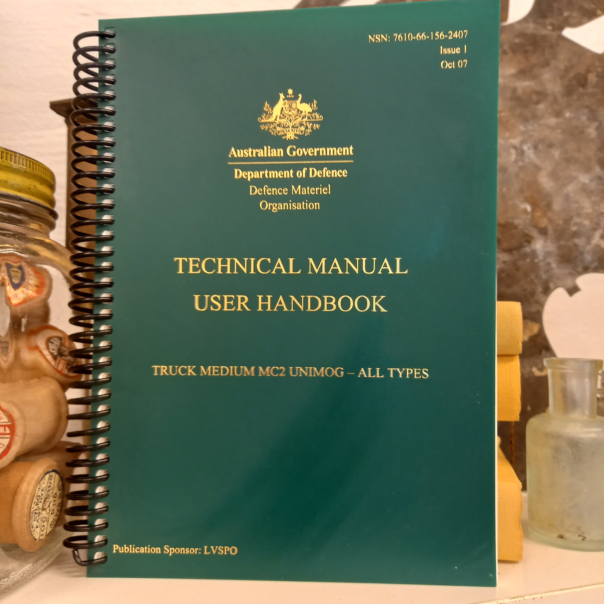 Technical Manual User Handbook: Truck Medium MC2 Unimog - All types-Manual-Tilbrook and Co
