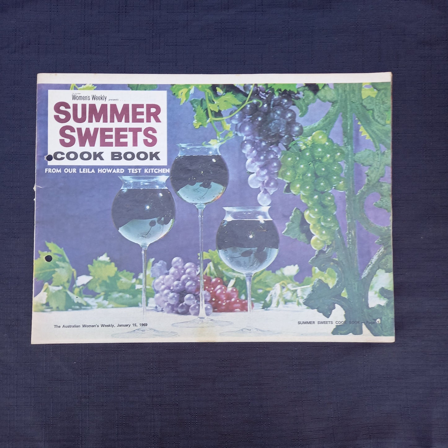 The Australian Women's Weekly presents Summer Sweets-Ephemera-Tilbrook and Co