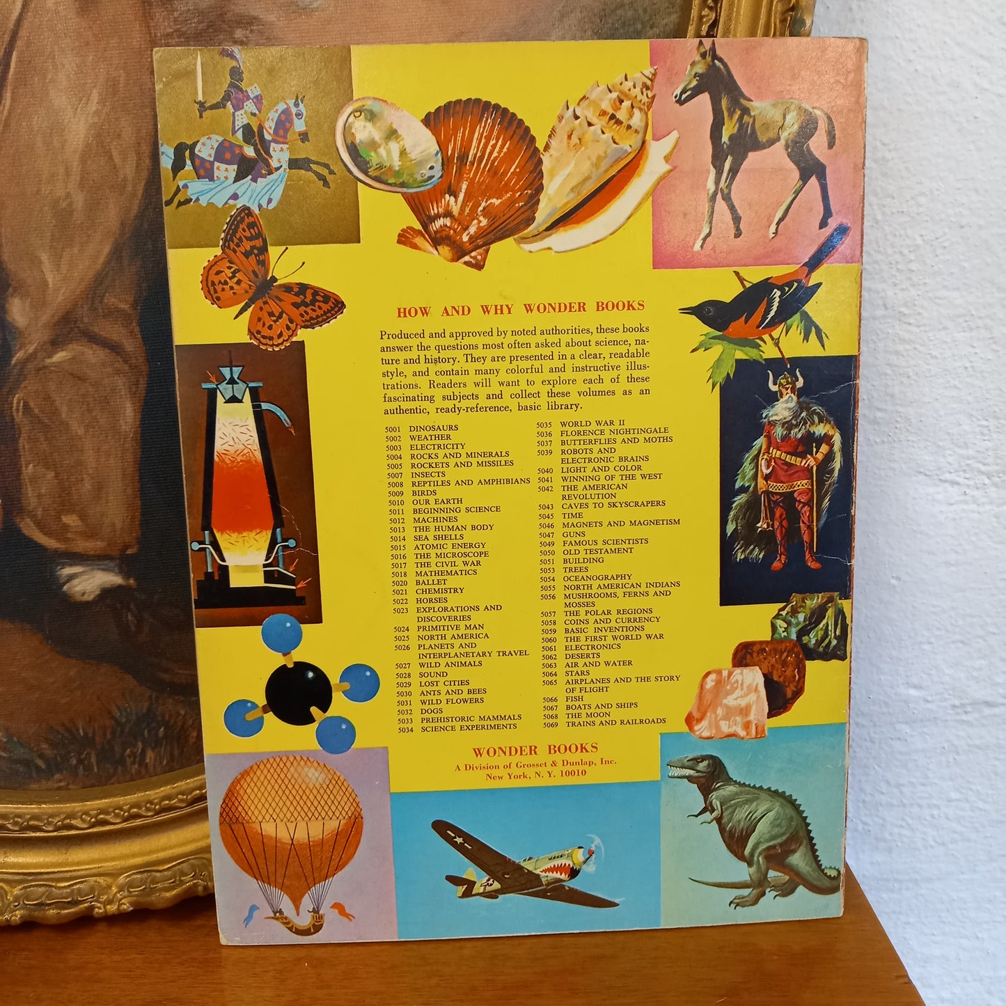 The How and Why Wonder Book of the Microscope and What You See (Series No. 5016)-Book = Children's educational book / Science & technology / Vintage series-Tilbrook and Co