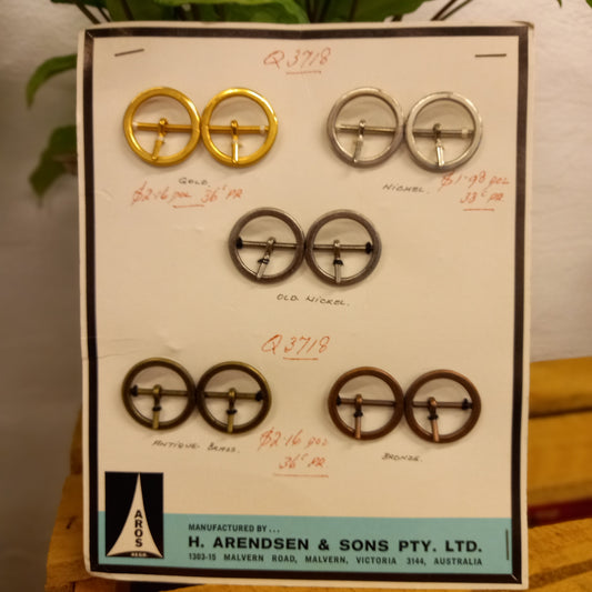 Vintage AROS Late 1960s Travelling Salesman's Buckle Sample Card Q3718 set of 5 Buckles-Vintage Haberdashery-Tilbrook and Co