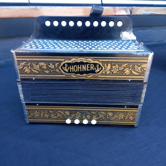 Vintage Hohner 10-button diatonic accordion made in Germany – working condition