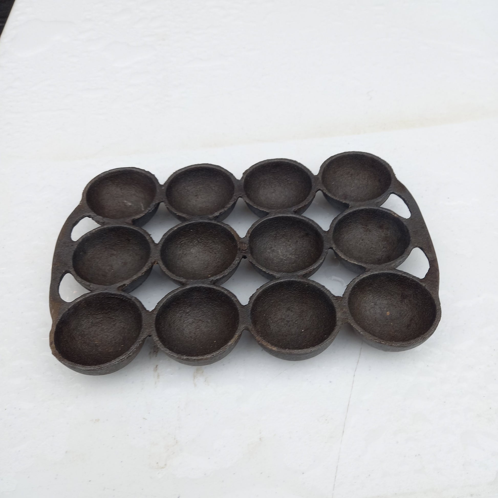 Vintage Cast Iron Gem Scone Tray – Rectangular Baking Pan-Vintage Kitchenware-Tilbrook and Co