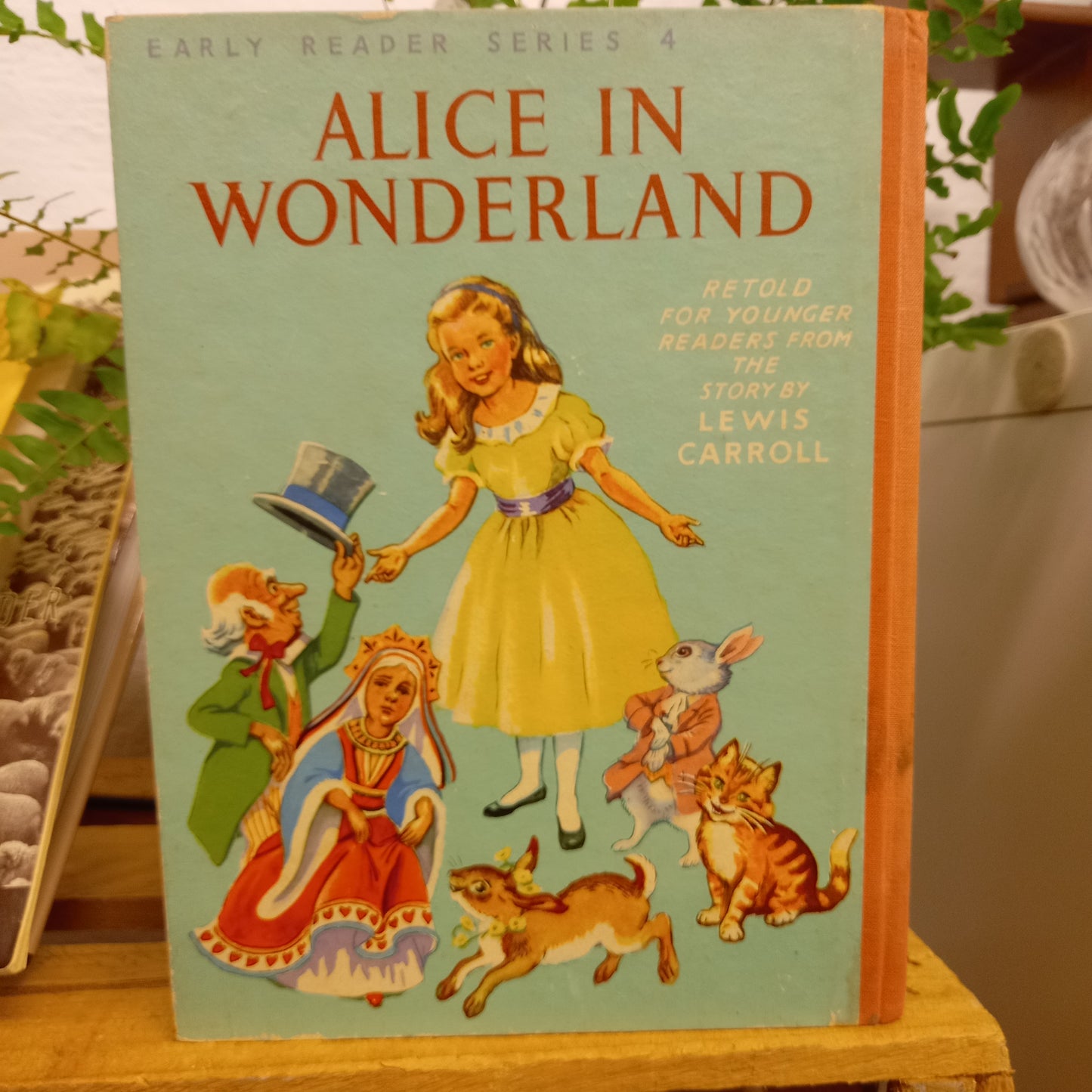 Alice in Wonderland: Early Reader Series 4 by Lewis Carroll-Book-Tilbrook and Co