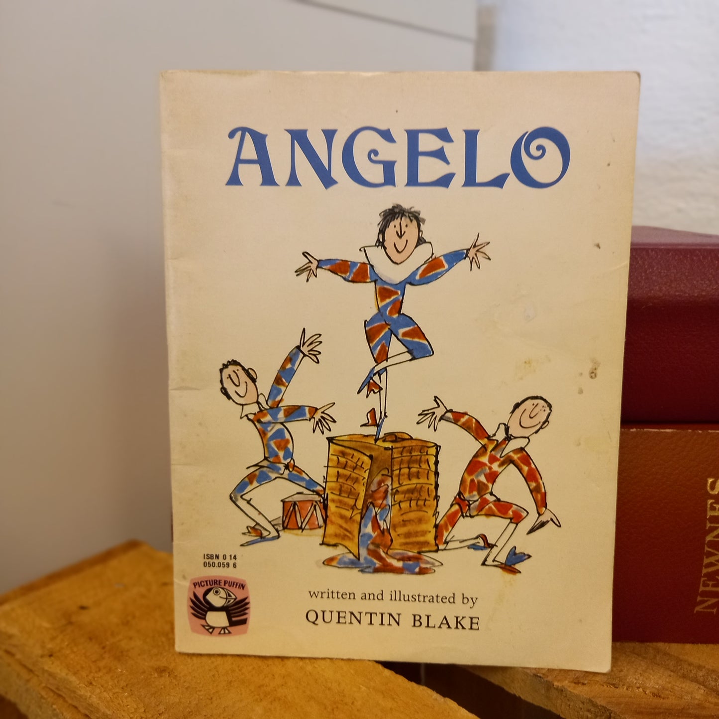 Angelo – Quentin Blake (1972, Picture Puffin) | Vintage Children's Book-Vintage Children's Books-Tilbrook and Co