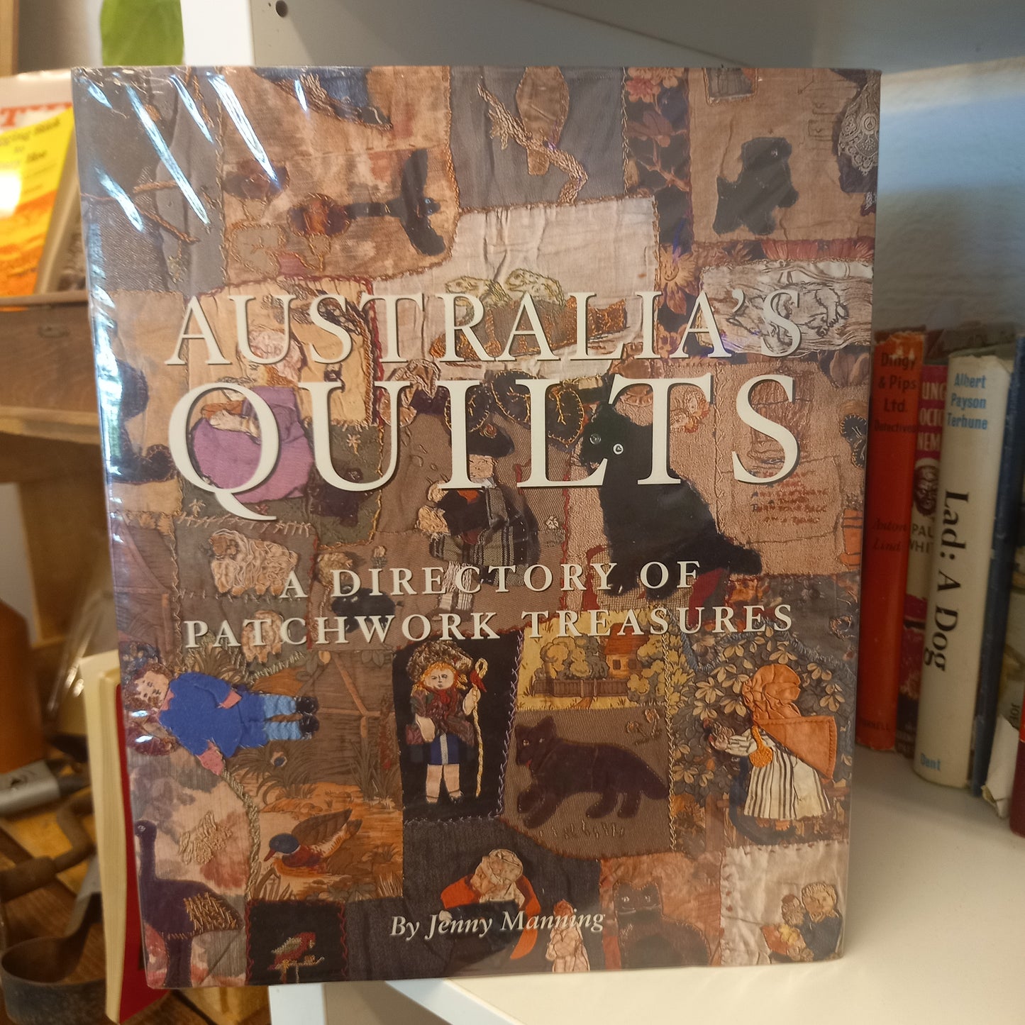 Australia's Quilts. A Directory of Patchwork Treasures by Jenny Manning