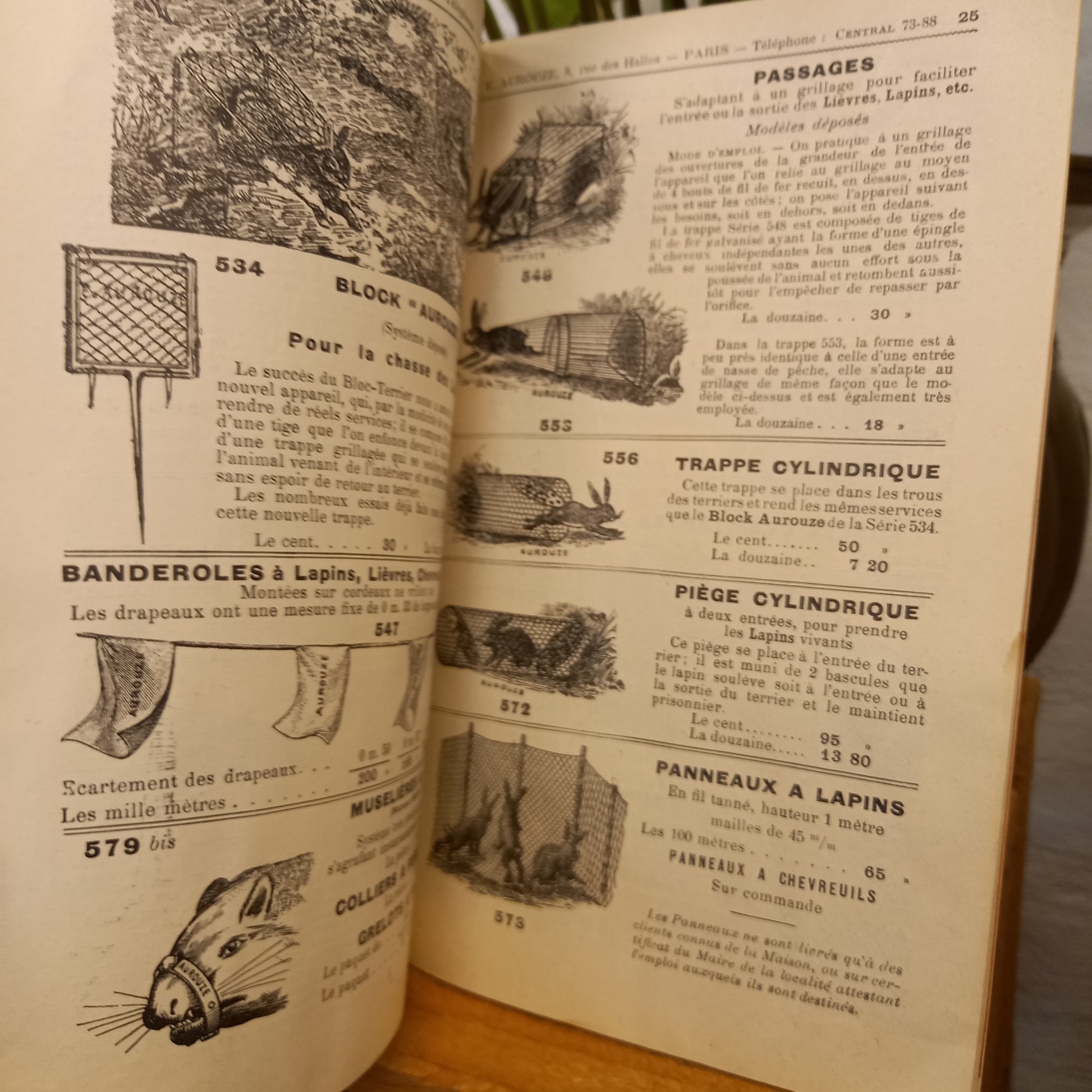 Catalogue 1913. Au Renard Blanc, fabrique de pièges en tous genres-Ephemera-Tilbrook and Co