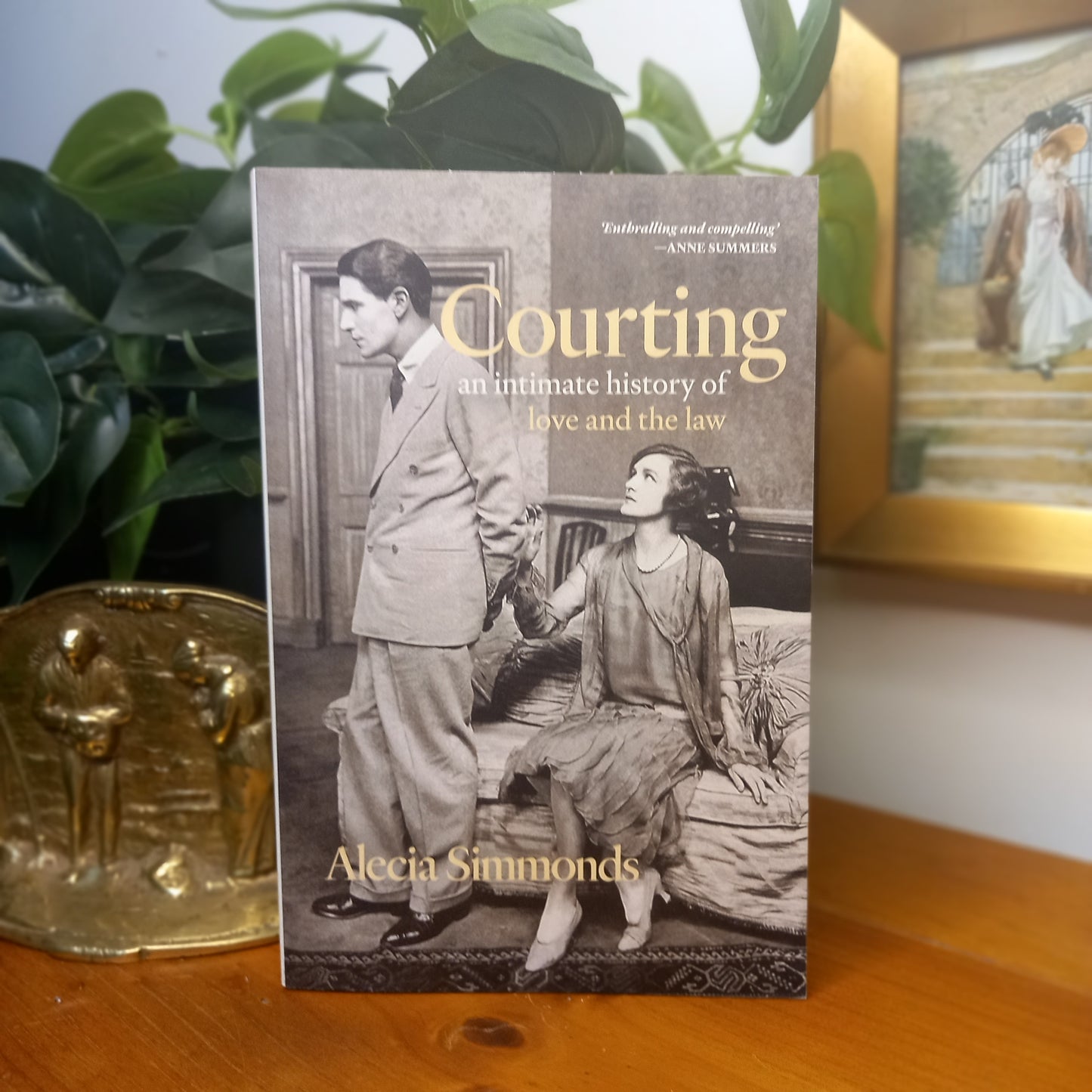 Courting: An Intimate History of Love and the Law – Alecia Simmonds (2023)-Australian History / Legal &amp; Social Studies-Tilbrook and Co