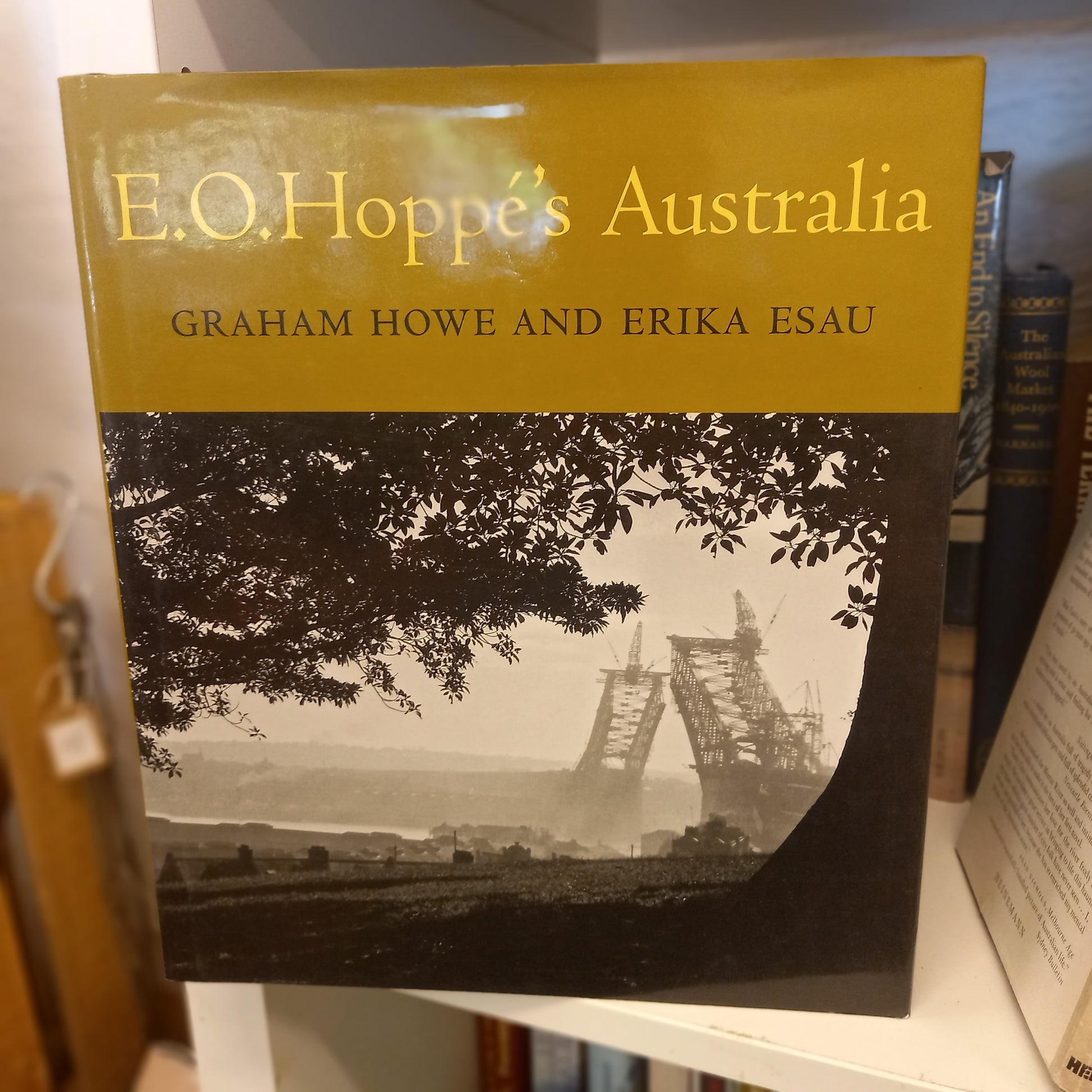 E.O. Hoppe?'s Australia edited by Graham Howe-Books-Tilbrook and Co