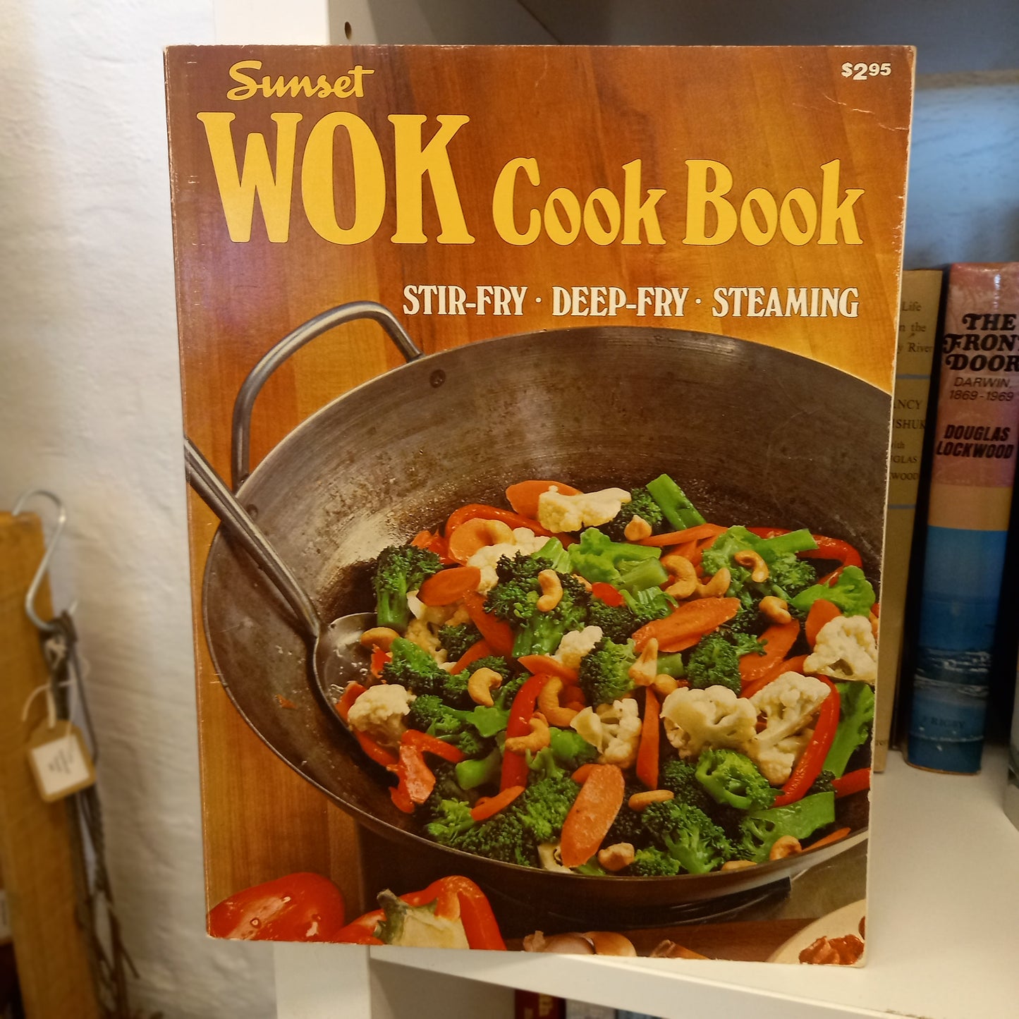 Sunset: Wok Cook Book – Stir-Fry, Deep-Fry, Steaming (1979 Softcover)-Vintage Cookbook-Tilbrook and Co