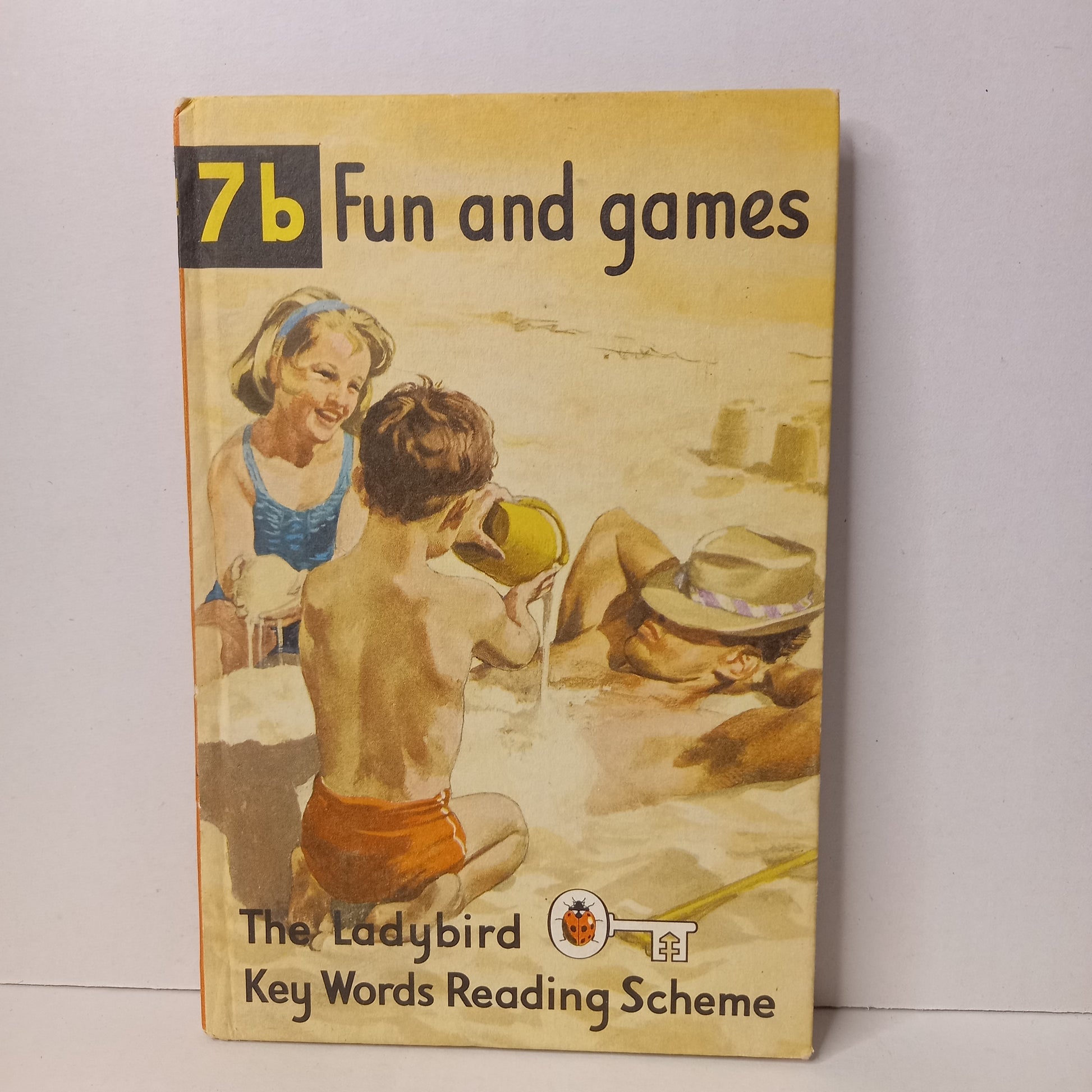 Fun and Games : A Ladybird Key Words Reading Scheme Book 7b by W. Murray-Book-Tilbrook and Co