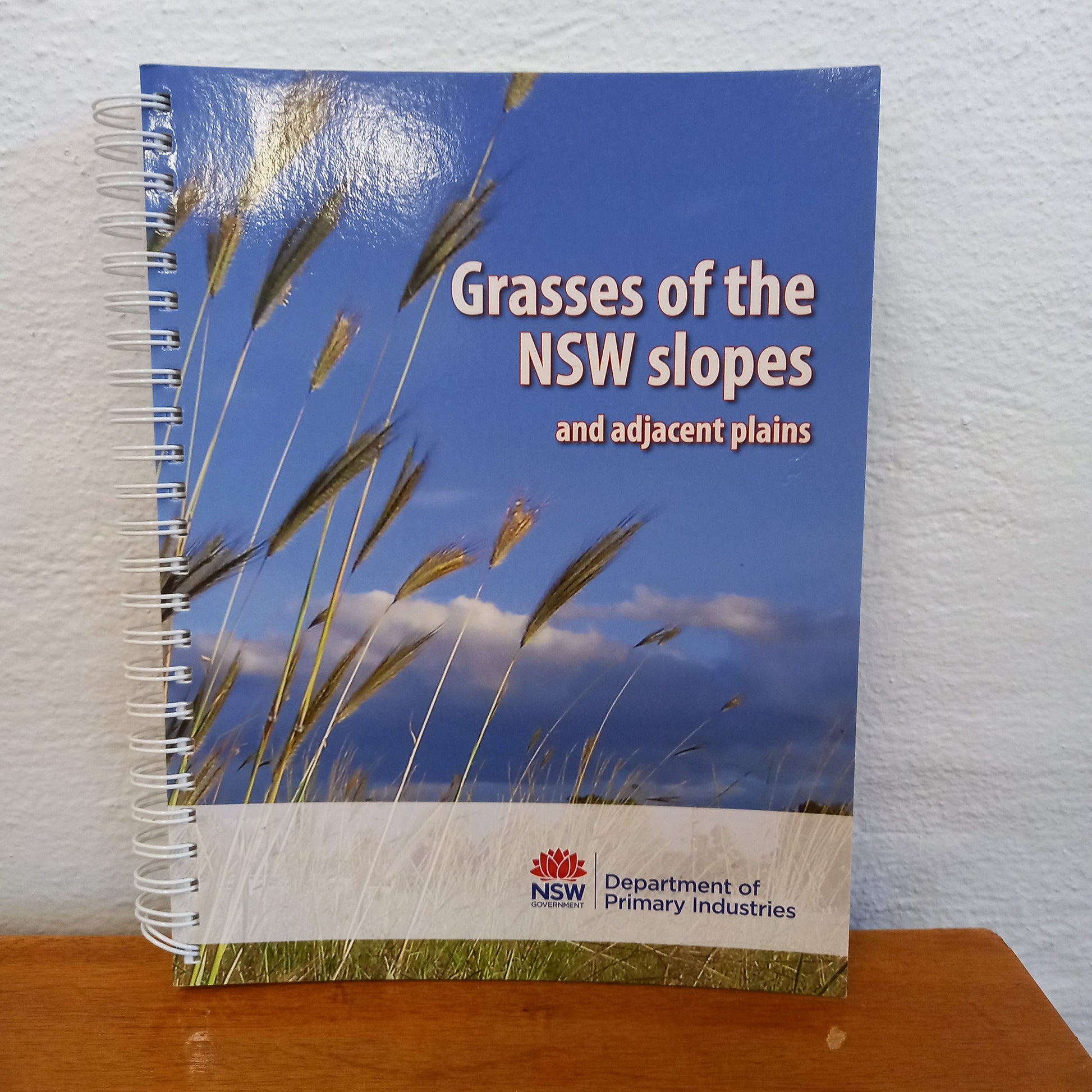 Grasses of the NSW Slopes and Adjacent Plains by Harry Rose-Book-Tilbrook and Co