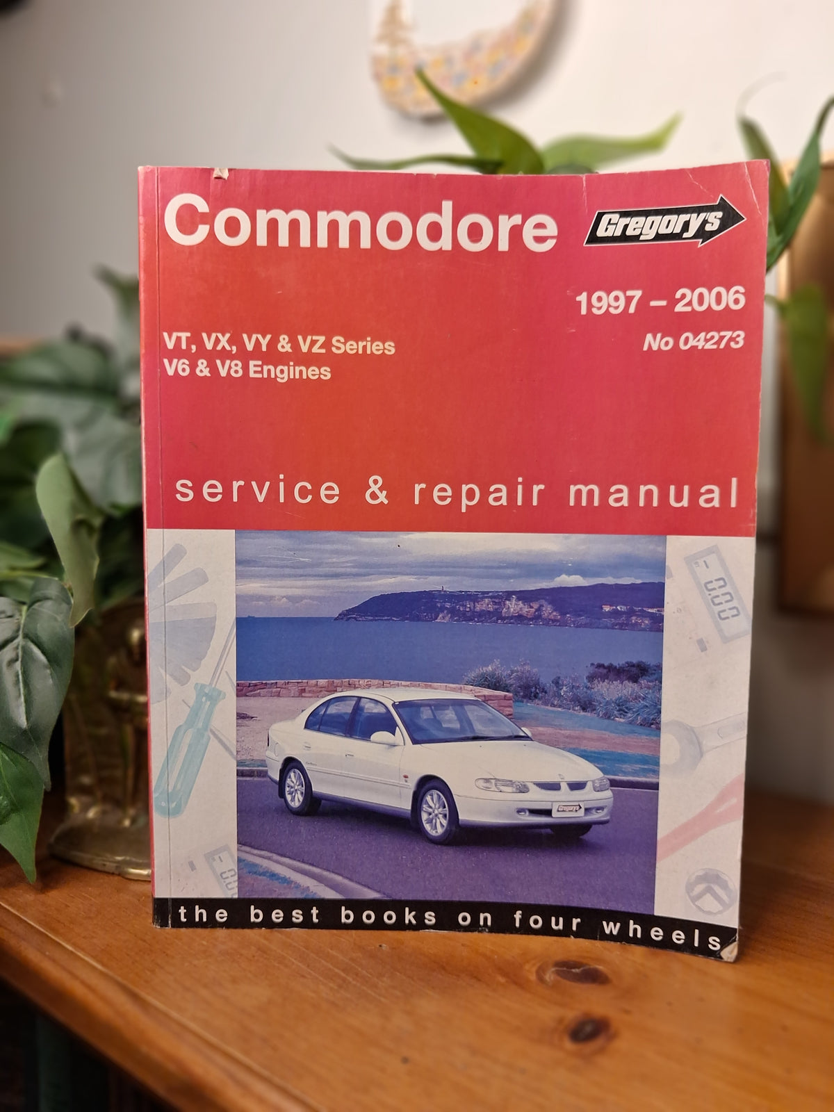 Gregory’s Commodore VT, VX, VY and VZ Series Service and Repair Manual-Automotive Repair Manual / Holden Commodore / Workshop Manual-Tilbrook and Co