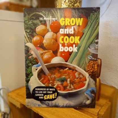 Grow and Cook Book – Pam Roseman (Weekly Times)-Cooking / Gardening-Tilbrook and Co