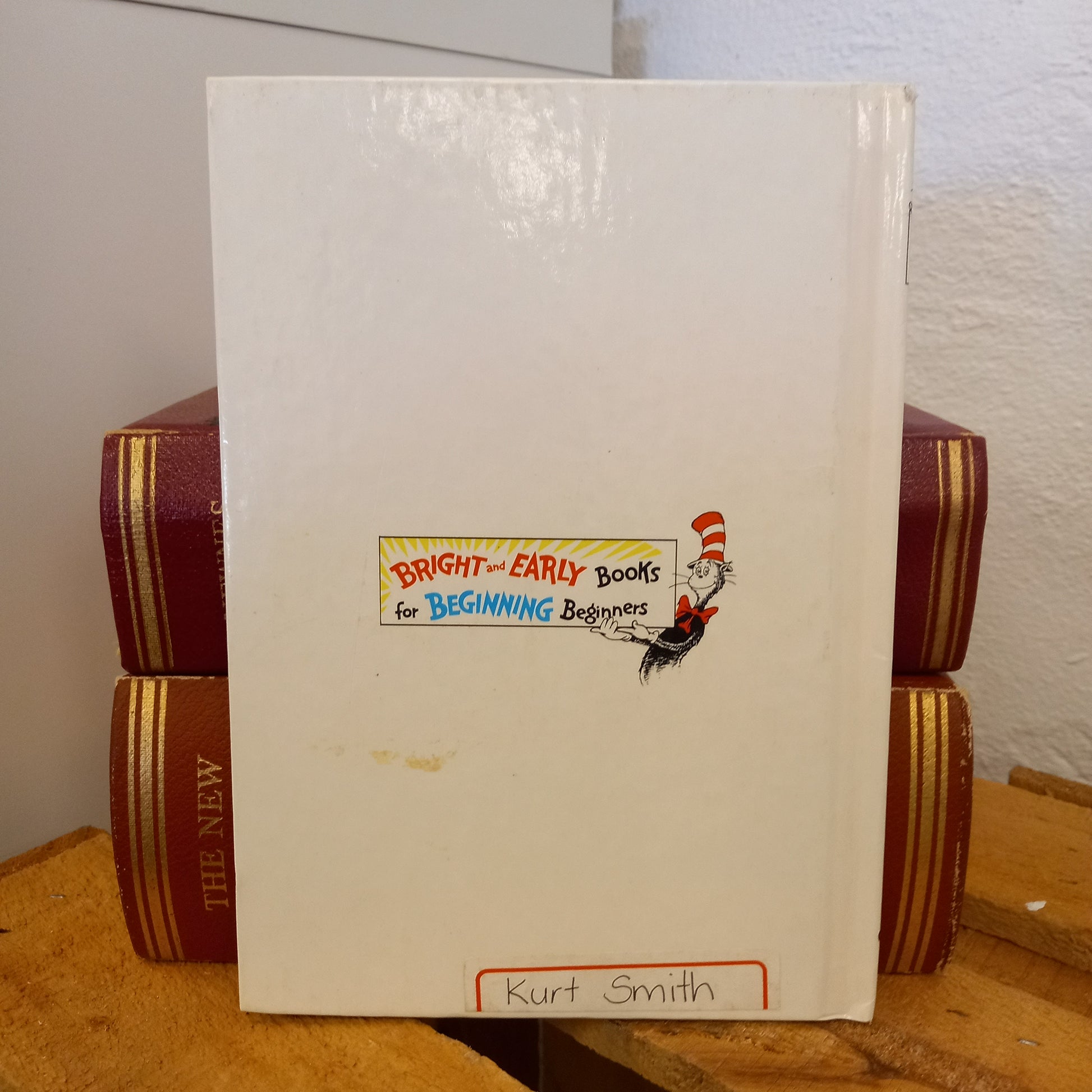 In a People House – Theo LeSieg & Richard Erdoes (1972, Grolier Edition) | Vintage Beginner Books®-Vintage Children's Books-Tilbrook and Co
