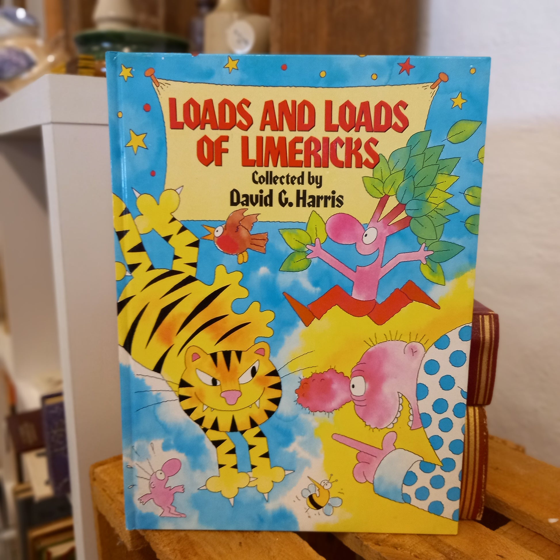 Loads and Loads of Limericks – David G. Harris (1985)-Book - Children’s poetry / Limericks / Illustrated humour-Tilbrook and Co