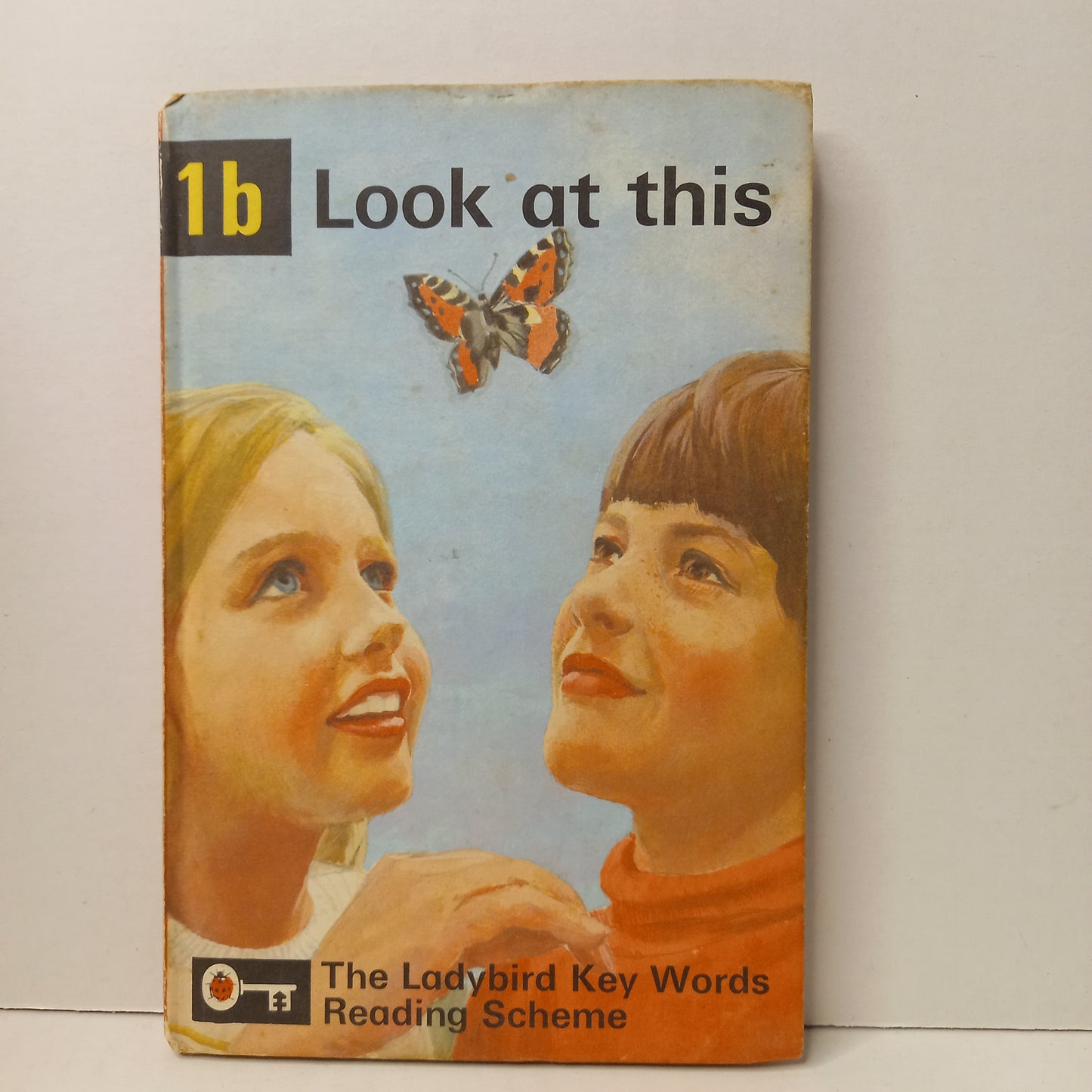 Look at This (The Ladybird Key Words Reading Scheme) by W. Murray and J H Wingfield #1b-Book-Tilbrook and Co