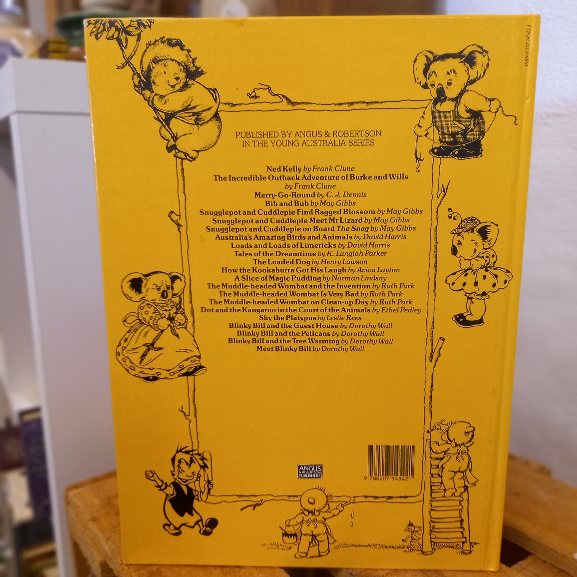 Meet Blinky Bill – Adapted by Carol Odell (1984)-Book - Australian children’s fiction / Classic character introduction / Picture book-Tilbrook and Co