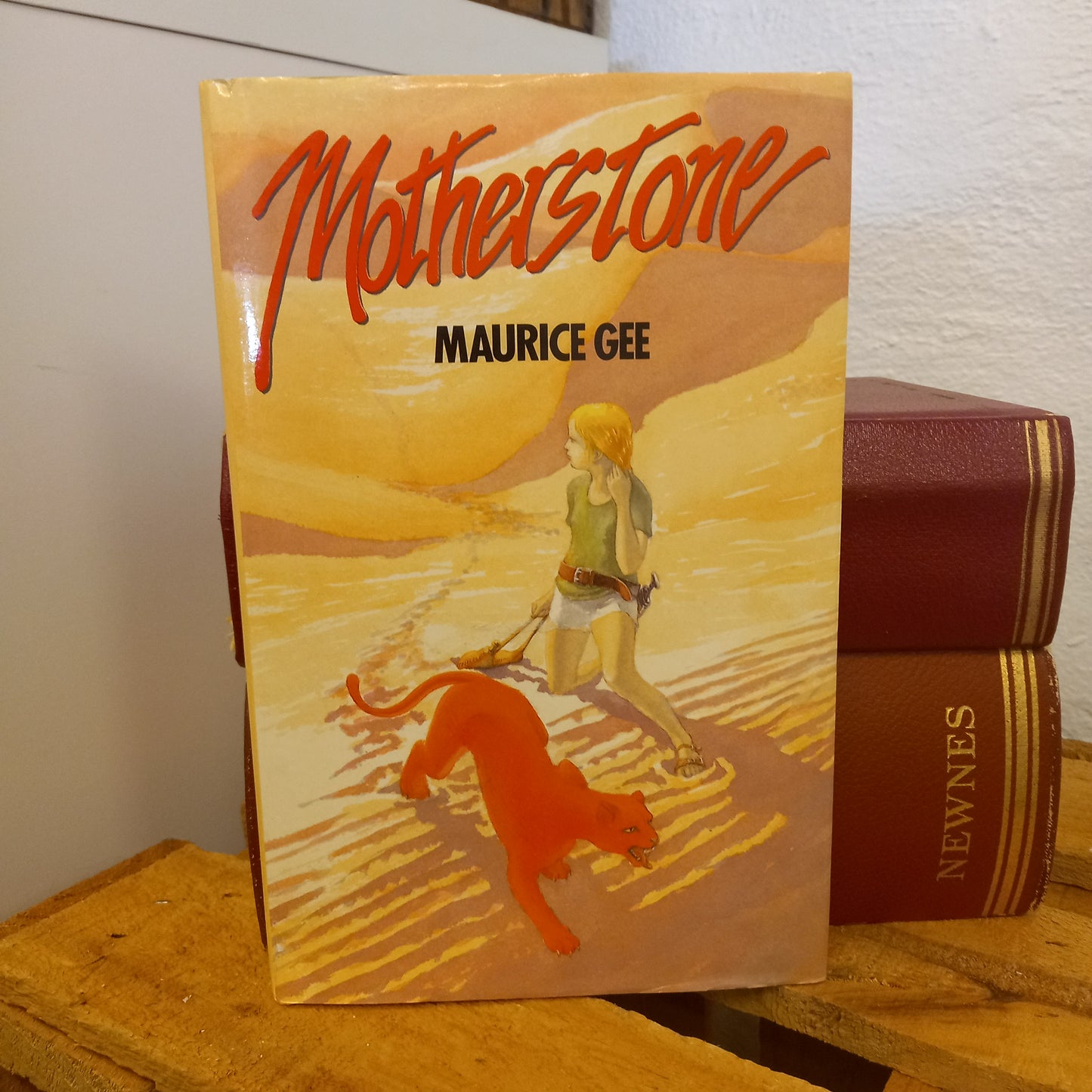 Motherstone – Maurice Gee (1985 Hardcover, Final Book in the O Trilogy)-Book - Vintage Children’s Fiction-Tilbrook and Co