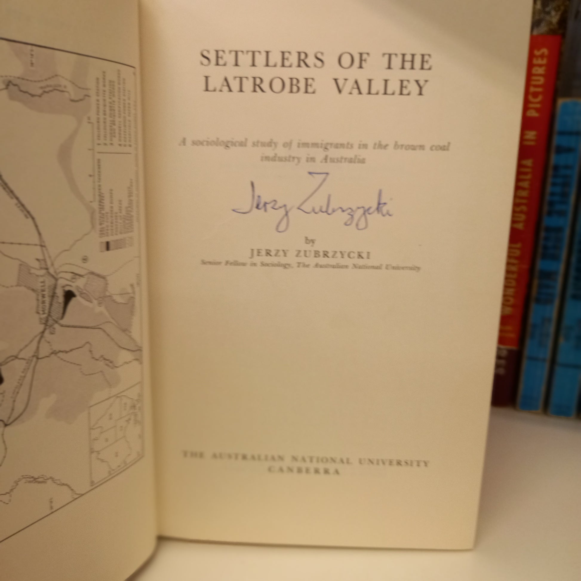 Settlers of the Latrobe Valley by Jerzy Zubrzycki-Books-Tilbrook and Co