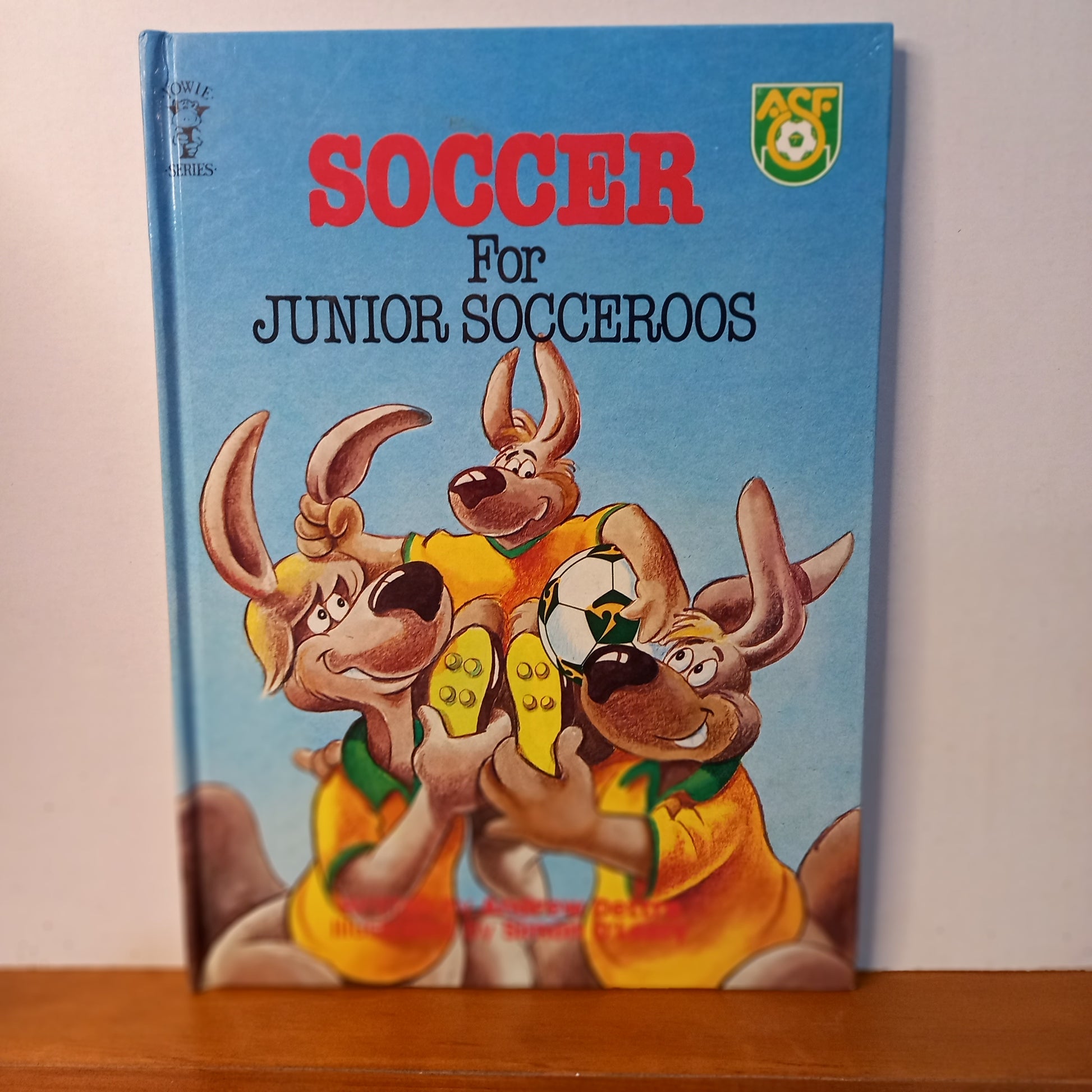 Soccer for Junior Socceroos by Andrew Dettre-Book-Tilbrook and Co