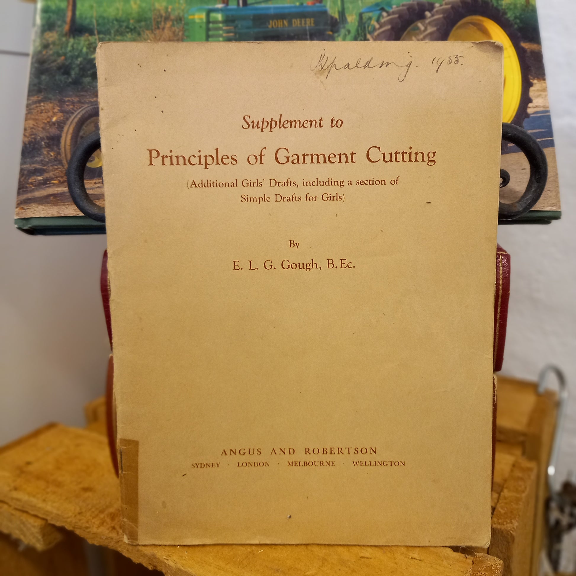 Supplement to Principles of Garment Cutting-Vintage sewing / Pattern drafting reference-Tilbrook and Co