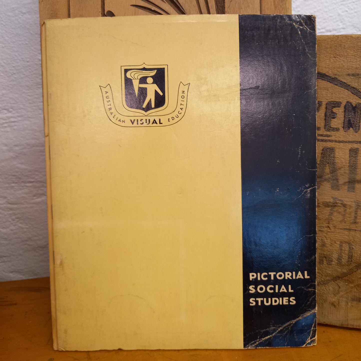 Pictorial Social Studies : Series 1 Vol.25: Australian Exploration and Development : The Story of ANZAC-Ephemera-Tilbrook and Co