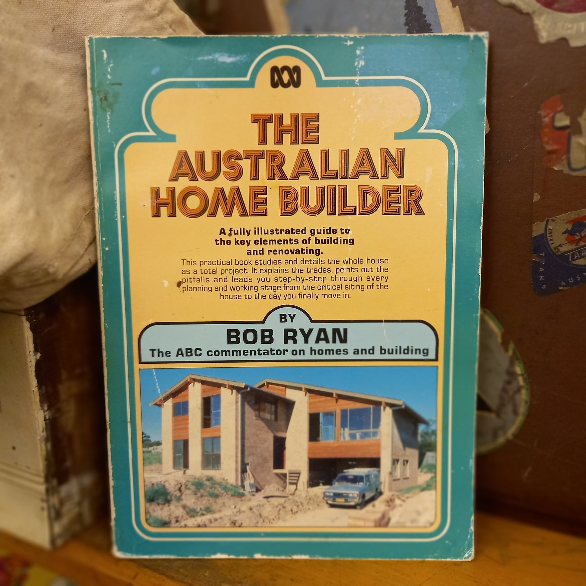 The Australian Home Builder by Bob Ryan-Book-Tilbrook and Co