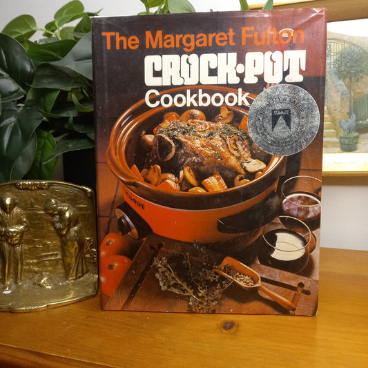 The Margaret Fulton Crock-Pot Cookbook (1977)-Vintage Cookbook-Tilbrook and Co