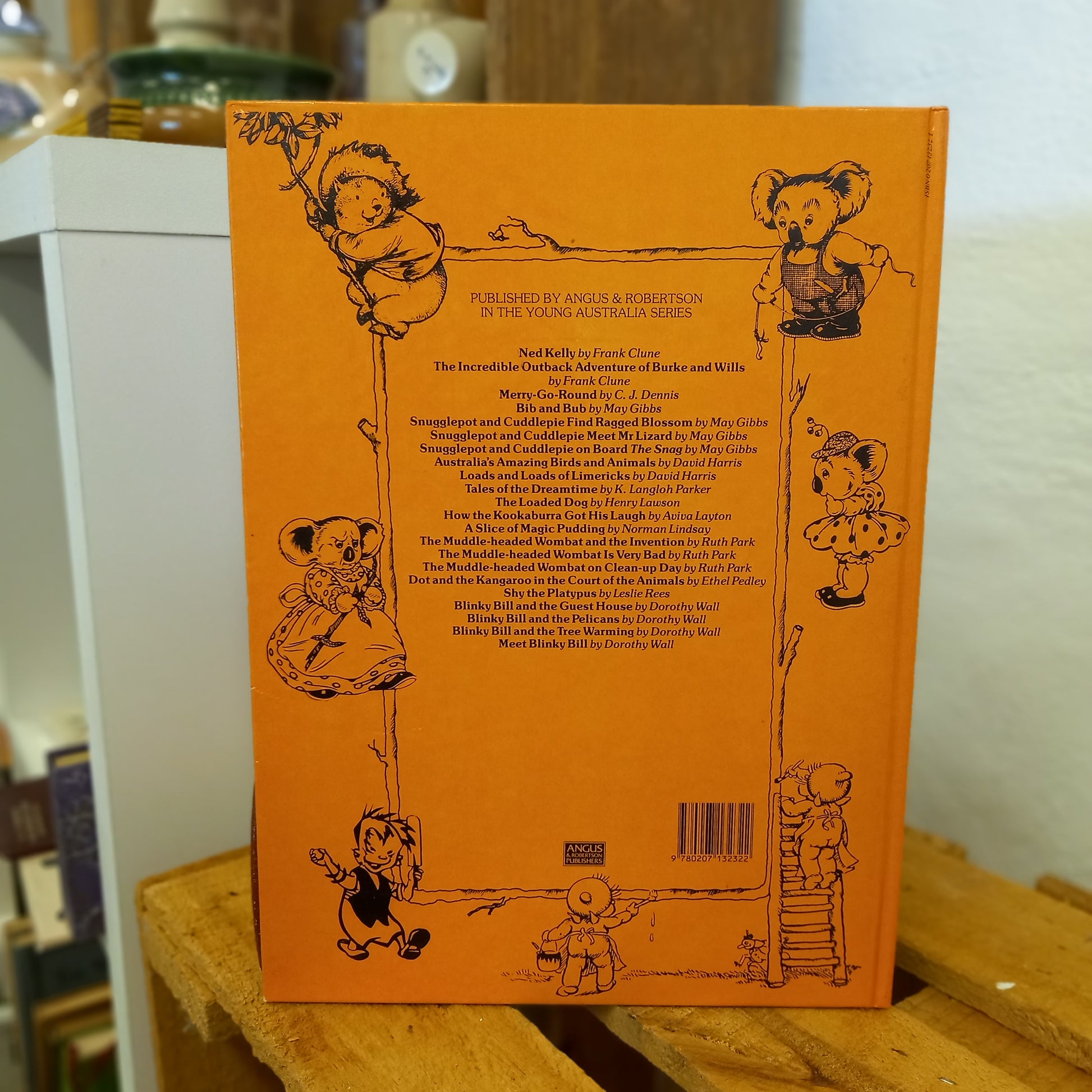 The Muddle-Headed Wombat and the Invention – Ruth Park (1988 Reprint)-Book - Australian children’s fiction / Picture book / Classic character adaptation-Tilbrook and Co