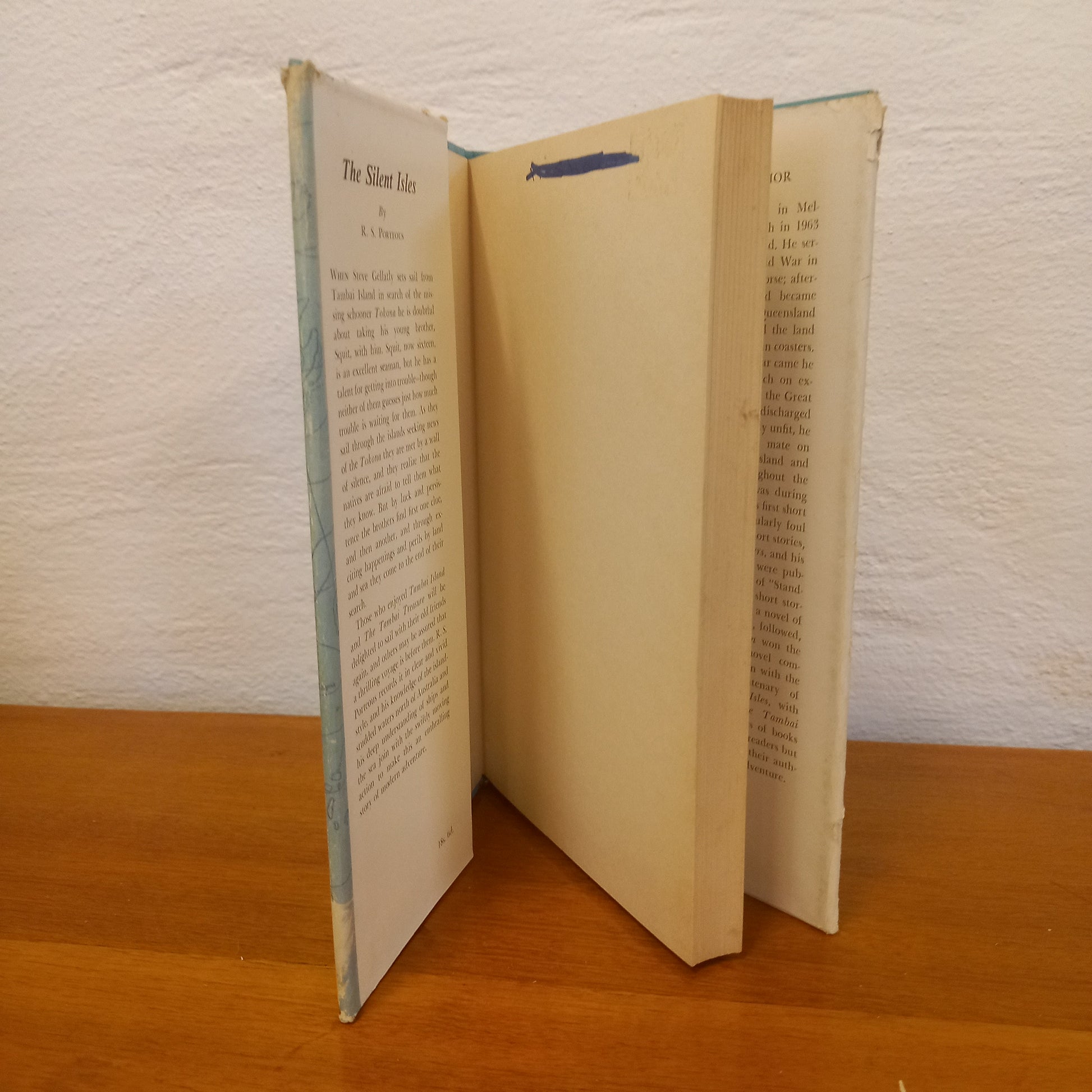The Silent Isles by R.S. Porteous-Book-Tilbrook and Co