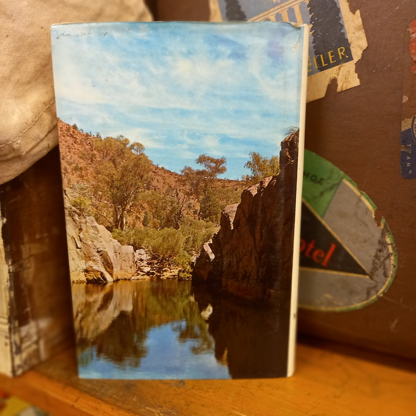 The Story of the Flinders Ranges by Hans Mincham-Book-Tilbrook and Co