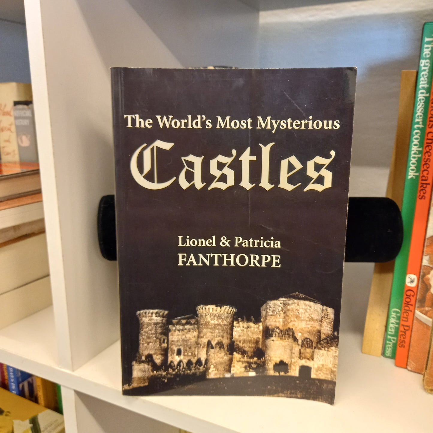 The World's Most Mysterious Castles (Mysteries and Secrets, 11) by Lional and Patricia Fanthorpe-Book-Tilbrook and Co