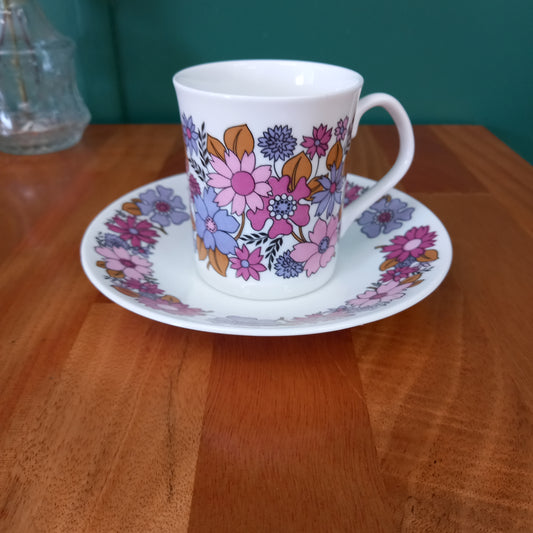 Vintage Elizabethan Fine Bone China Cup and Saucer Portobello 2 Pink Purple-Tilbrook and Co