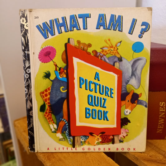 What Am I? A Picture Quiz Book – Ruth Leon (1973)-Book - Children’s quiz book / Early learning / Vintage picture book-Tilbrook and Co