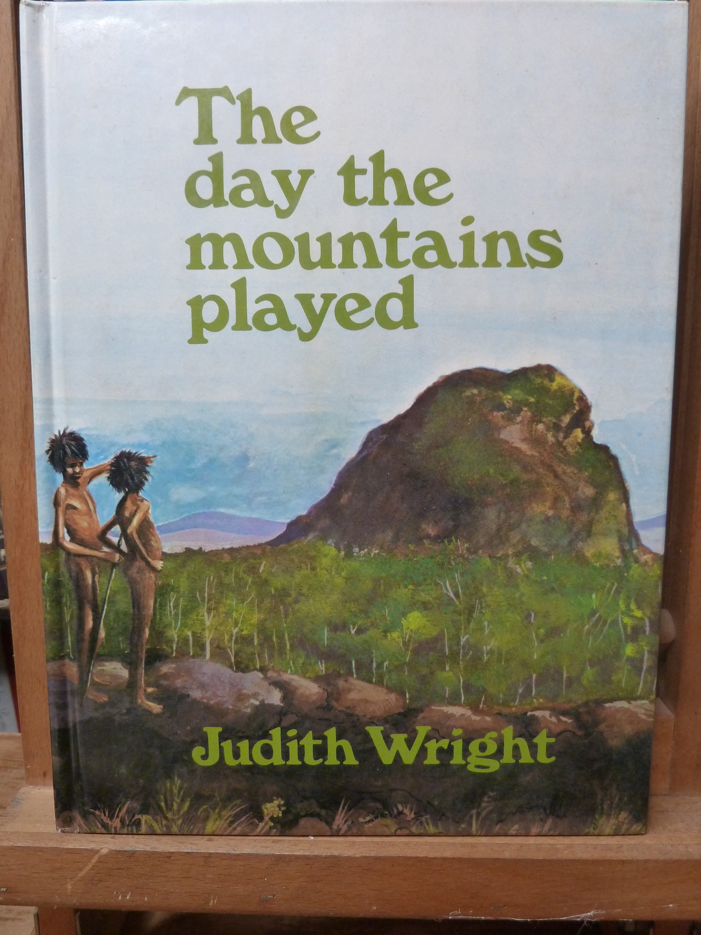 The day the mountains played by Judith Wright, Illustrated by Patricia Braden-Book-Tilbrook and Co